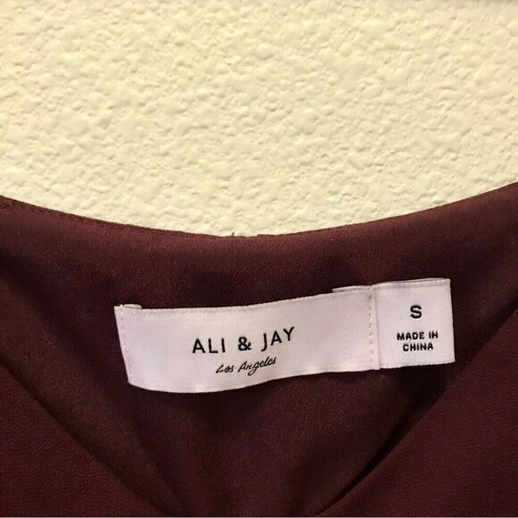 Ali & Jay Women's Burgundy High-Low Chiffon Wrap Cocktail Dress Size S Wedding - Picture 8 of 12